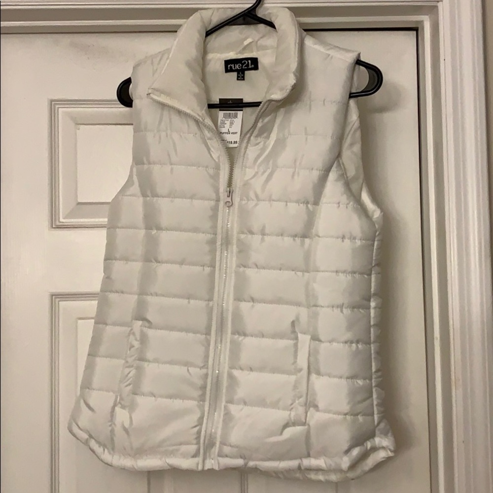 White vest